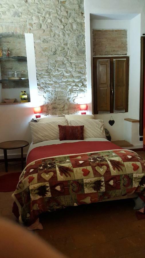 La Torretta - Cerreto Grue Bed & Breakfast Sarezzano Exterior photo